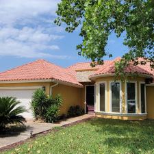 House and Roof Cleaning in Brownsville, TX 1